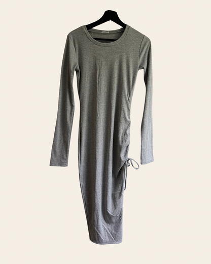 Ardene, M (neuve avec étiquette, mais petite imperfection)