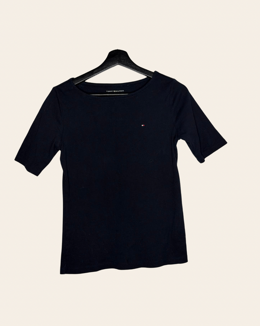 Tommy Hilfiger, S