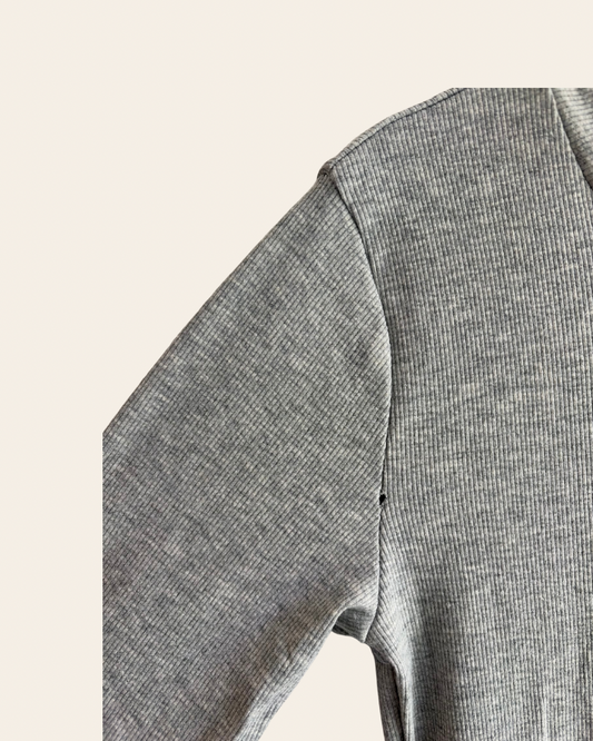 Ardene, M (neuve avec étiquette, mais petite imperfection)