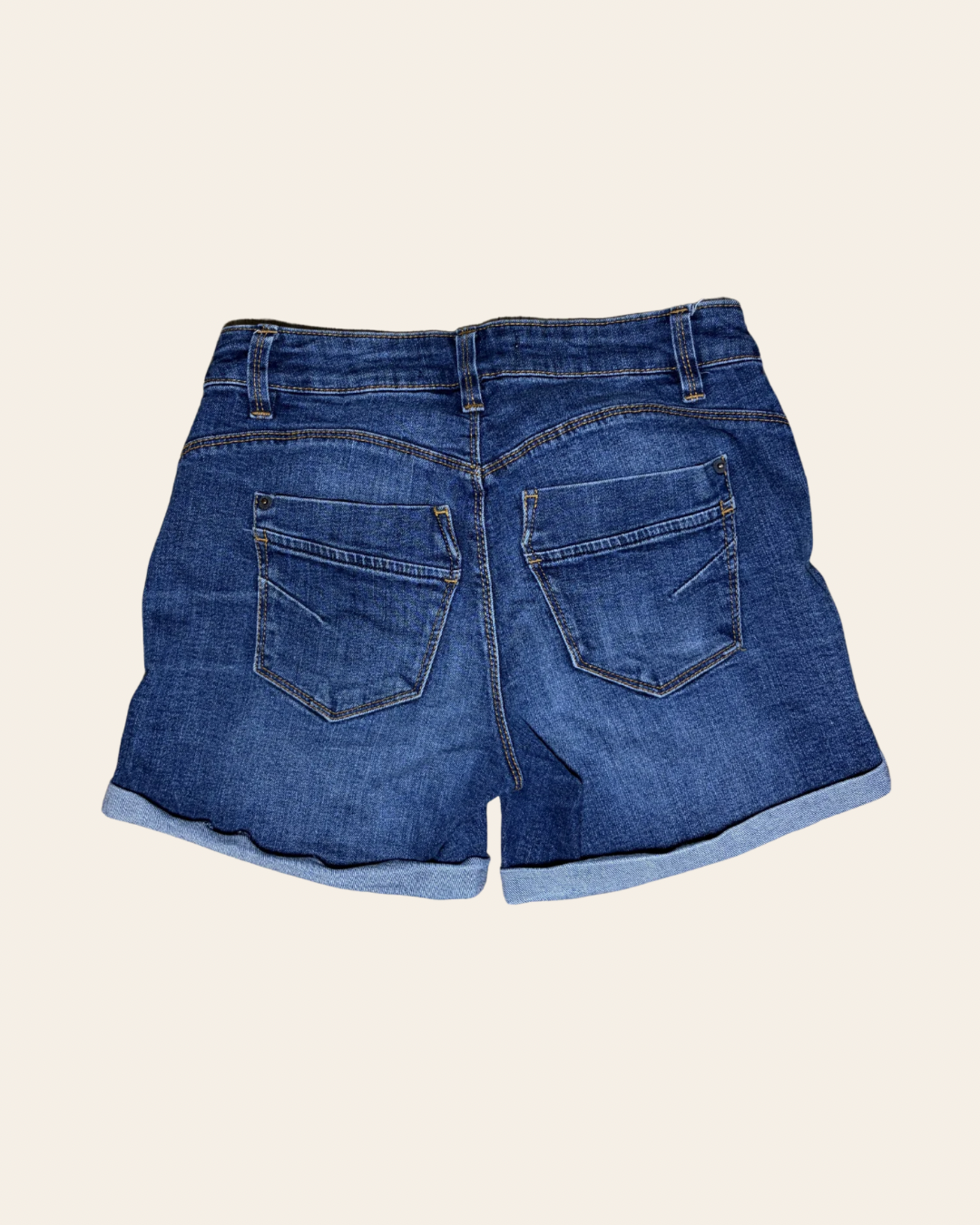 Short Ardene, 3
