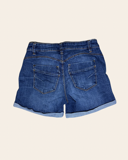 Short Ardene, 3