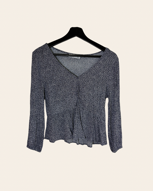 Hollister, S